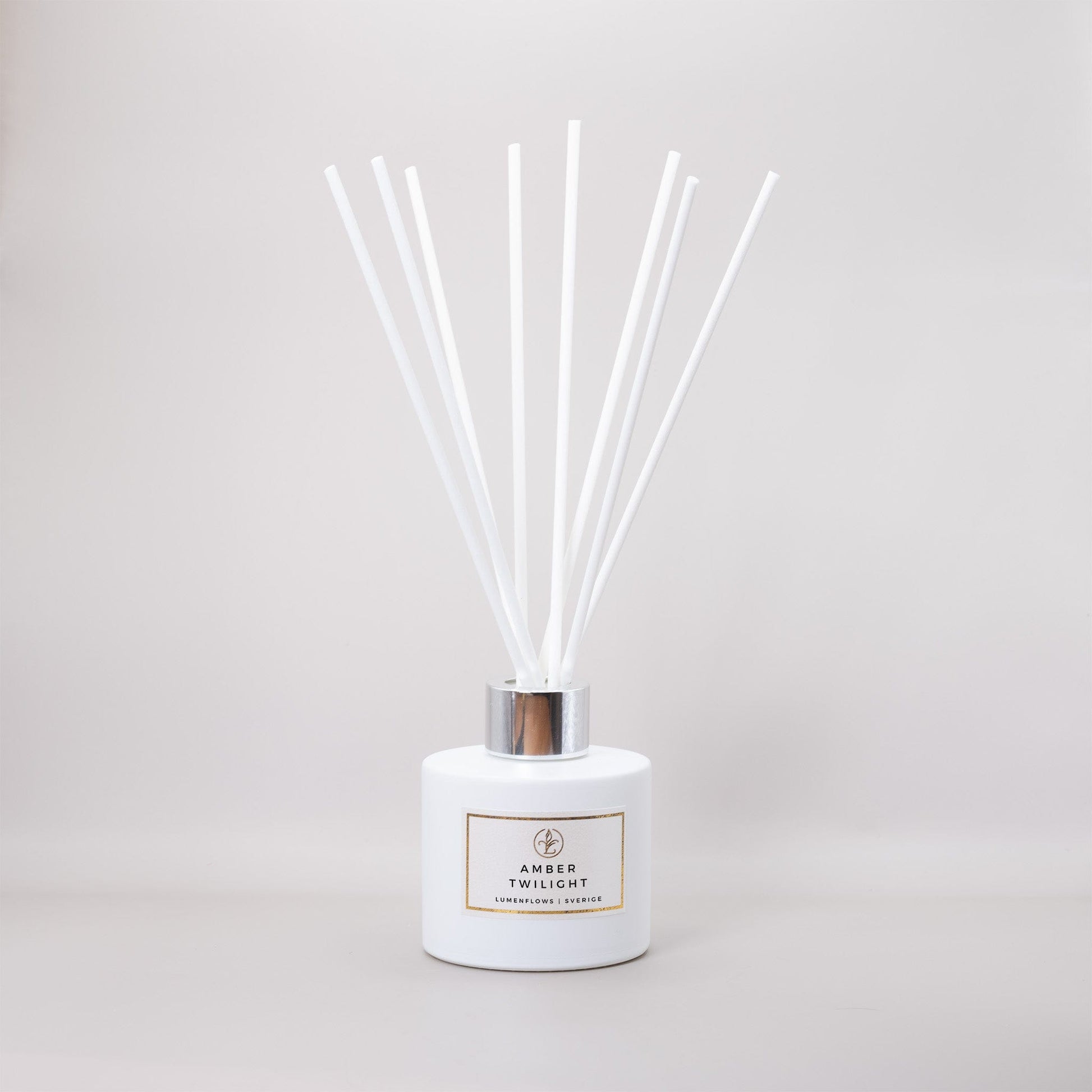 Reed Diffuser | Amber Twilight Silver White | Doftpinnar - LumenFlows