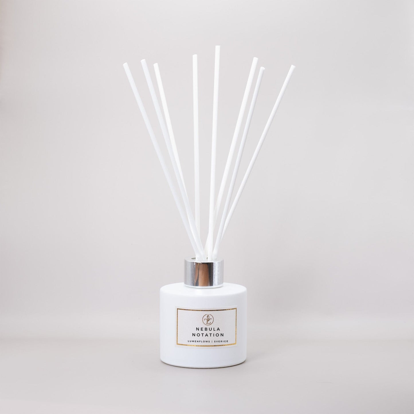 Reed Diffuser | Nebula Notation Silver White - LumenFlows 4